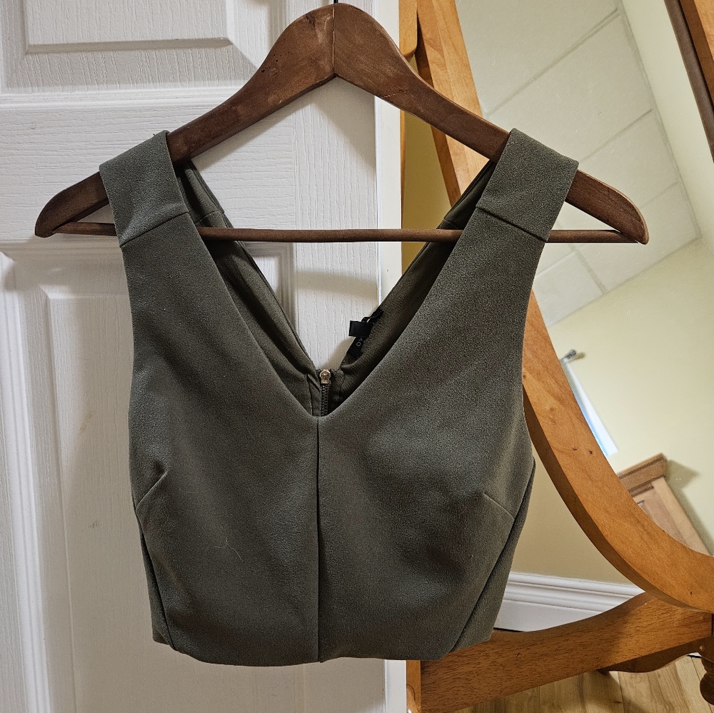 Dynamite Army Green Crop Top in XS